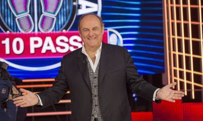 guida tv Canale 5 pomeriggio, oggi su Canale 5 pomeriggio.