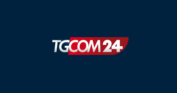 guida tv TgCom24 pomeriggio, oggi su TgCom24 pomeriggio.