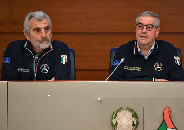 SKY TG24 stasera, guida tv SKY TG24 stasera, SKY TG24 cosa fa stasera, SKY TG24 prima serata.