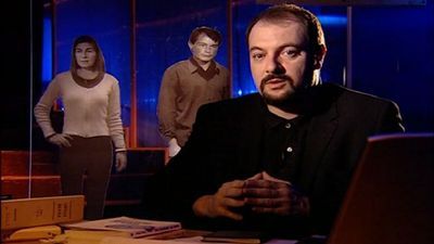 programmi tv seconda serata Blu Notte 8- Una guerra di spie, oggi in tv seconda serata Blu Notte 8- Una guerra di spie