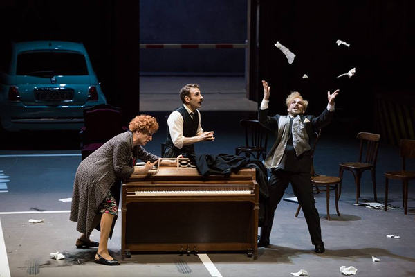 stasera in tv Le convenienze ed inconvenienze teatrali, oggi in tv prima serata Le convenienze ed inconvenienze teatrali